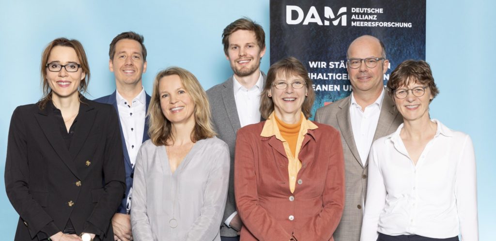 Mitarbeiter und Mitarbeiterinnen der Geschäftsstelle der DAM (Deutsche Allianz Meeresforschung)