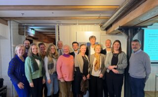 Mitglieder des alten und neuen Deutschen Komitees der Ozeandekade, v.l.n.r.:
Marja Ritterfeld, Matthias Wunsch (IOC Germany), Dr. Ute Wilhelmsen, Cora Hörstmann, Kim Nierobisch, Prof. Dr. Holger Watter, Gesine Meißner, Nuri Max Steinfeld, Anne-Marie Melster, Prof. Dr. Martin Visbeck, Prof. Dr. Karin Lochte, Dr. Alexis Katechakis, Dr. Ulrike Heine (Referentin, ODK), Werner Ekau